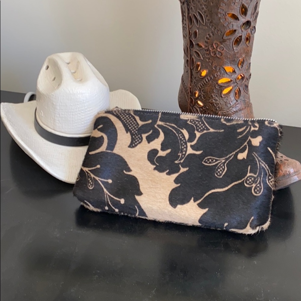 Wristlet